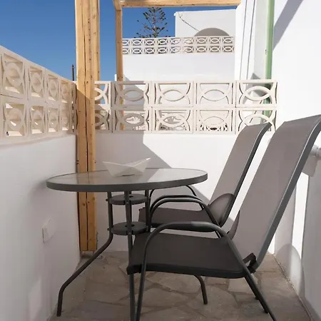 White W2 New In Apartman