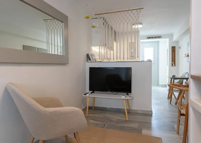 White W2 New In Apartamento Naousa